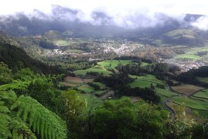 Zaplanuj majówkę na São Miguel – zielonej krainie uśpionych wulkanów