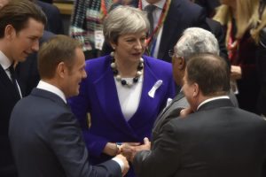 Przywódcy 27 rządów państw UE przyjęli wytyczne dotyczące negocjacji z Wielką Brytanią