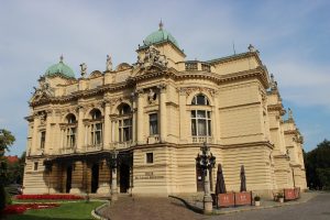 Jedna z najsłynniejszych polskich scen – Teatr im. Juliusza Słowackiego w Krakowie, działający nieprzerwanie od 1893 r. (sylen / Pixabay)