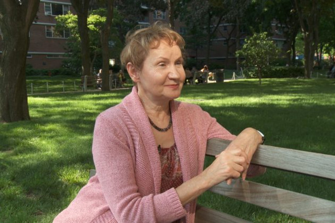 Barbara Schafer doznała druzgocącego upadku w 2003 r., lecz całkowicie wyleczyła się z obrażeń w ciągu zaledwie kilku miesięcy. Wierzy, że powrót do zdrowia zawdzięcza Falun Gong (fot.: Oliver Trey)
