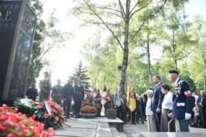 W godzinę „W” hołd powstańcom odddano przed pomnikiem Gloria Victis