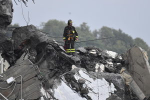 Włochy: 35 ofiar zawalenia się wiaduktu w Genui
