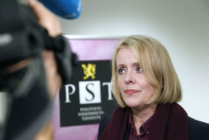 Marie Benedicte Bjørnland, szefowa norweskiej policji kontrwywiadowczej PST, w rozmowie z mediami w Oslo, 13.12.2014 r. (Terje Bendiksby/AFP/Getty Images)