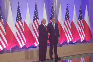 KPRM: Spotkanie premiera Morawieckiego z wiceprezydentem Pencem dotyczyło wzmacniania partnerstwa Polski i USA