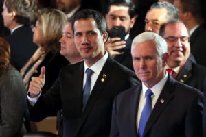 Kolumbia: Pence zapewnia Guaidó o pełnym poparciu Trumpa