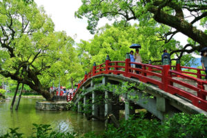 Most Dazaifu w Fukuoce, skąd pochodzi Kane Tanaka, 116-letnia Japonka uznana przez Księgę rekordów Guinnessa za najstarszą osobę na świecie (theerab / <a href="https://pixabay.com/pl/photos/most-dazaifu-fukuoka-547284/">Pixabay</a>)
