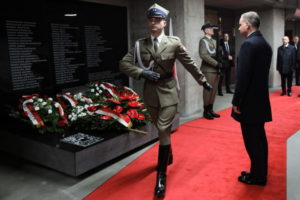 Warszawa: Obchody 9. rocznicy katastrofy smoleńskiej
