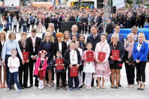 Odważne dzieci wyróżnione medalami za ratowanie życia innym