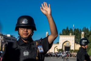 Raport HRW: Aplikacja do nadzoru policyjnego w Sinciang obiera za cel 36 grup „problematycznych” ludzi