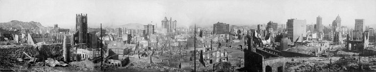 Panorama San Francisco po trzęsieniu ziemi w 1906 r. (autor nieznany – National Archives and Records Administration, uploaded from: www.archives.gov / <a href="https://commons.wikimedia.org/w/index.php?curid=196364">domena publiczna</a>)