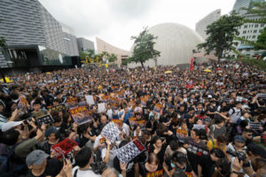 Tysiące zebranych w Kowloon domagało się całkowitego wycofania kontrowersyjnej ustawy ekstradycyjnej, Hongkong, 7.09.2019 r. (Li Yi / The Epoch Times)