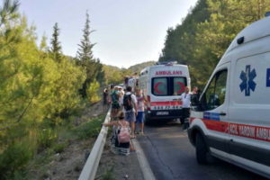 Aktualizacja. Polskie MSZ o wypadku autokaru w Turcji: Trzy osoby w stanie ciężkim