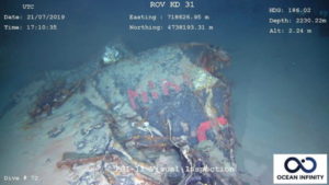 Zdjęcie z materiałów informacyjnych udostępnionych przez francuską marynarkę wojenną i Ministerstwo Obrony pokazuje podwodny obraz wraku łodzi podwodnej Minerwa, obserwowany ze zdalnie sterowanego podwodnego pojazdu, ROV, u wybrzeży Tulonu, Francja, 21.07.2019 r., wydane 22.07.2019 r. (MARINE NATIONALE HANDOUT/PAP/EPA)