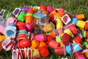 Niepokojącą ilość plastiku w organizmach dzieci wykazało badanie w Niemczech