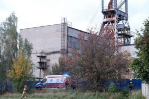 Śląskie: 39-letni elektryk zginął po wstrząsie w kopalni Bielszowice, 9 górników rannych