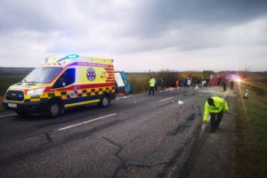 12 osób zginęło na Słowacji wskutek zderzenia autobusu z ciężarówką