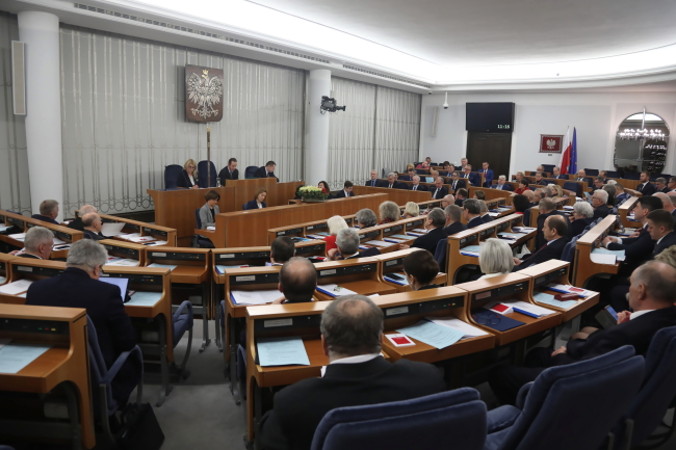 Senatorowie podczas posiedzenia Izby, Warszawa, 17.12.2019 r. (Wojciech Olkuśnik / PAP)