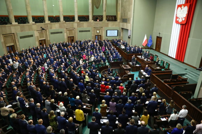 Posłowie na sali obrad w drugim dniu posiedzenia Sejmu RP, Warszawa, 9.01.2020 r. (Rafał Guz / PAP)