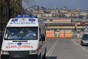 We Włoszech zmarł ksiądz, który oddał respirator młodszemu choremu