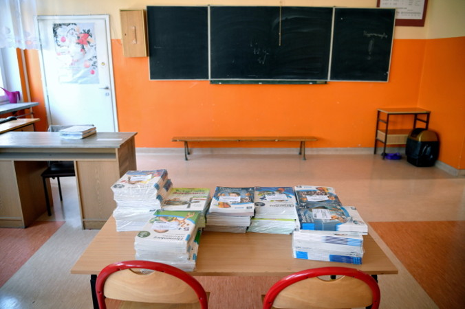 Przygotowania do rozpoczęcia roku szkolego w jednej ze szkół w Przemyślu, 28.08.2020 r.<br/>(Darek Delmanowicz / PAP)