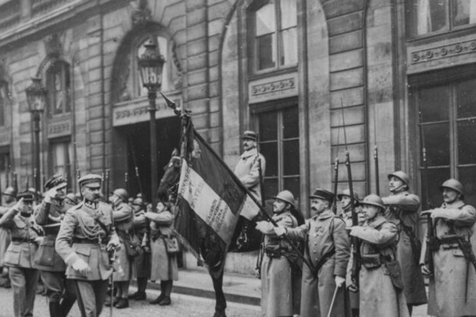 Marszałek Józef Piłsudski, Naczelnik Państwa, prowadzi wojsko ulicami Paryża, 1921 r.<br/>(Kadel &amp; Herbert News Service/Hulton Archive/Getty Images)