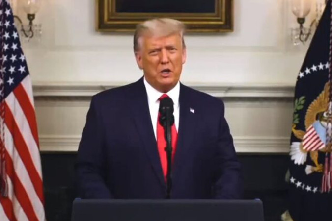 Prezydent Donald Trump w nagranym przemówieniu, 2.12.2020 r. (zrzut ekranu z wideo Białego Domu)