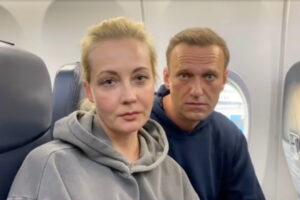 Aleksiej Nawalny zatrzymany na lotnisku po powrocie z Niemiec do Rosji