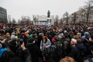 Ponad 3300 zatrzymanych w sobotnich demonstracjach w obronie Nawalnego, które objęły całą Rosję