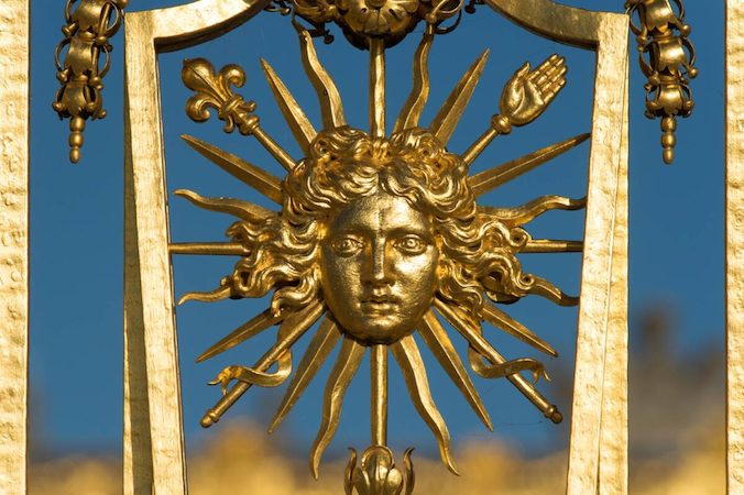 Król Ludwik XIV wybrał na swoje godło słońce; był znany jako Król Słońce<br/>(Thomas Garnier / Château de Versailles)