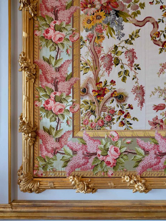 Bogactwo szczegółów obić w apartamentach królowej (Thomas Garnier / Château de Versailles)