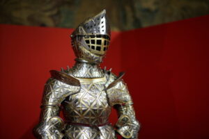 Wawelskie zbiory zyskały niezwykły zabytek – zbroję młodziutkiego Zygmunta II Augusta