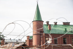 W Rosji pomysł wykorzystania pracy więźniów wzbudził obawy przed powrotem GUŁagu