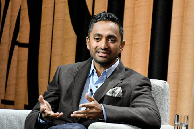 Chamath Palihapitiya, dyrektor generalny Social Capital, przemawia na scenie podczas „The State of the Valley: Where’s the Juice?” na Vanity Fair New Establishment Summit, Yerba Buena Center for the Arts w San Francisco, Kalifornia, 19.10.2016 r. (Mike Windle / Getty Images for Vanity Fair)
