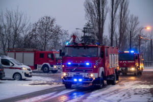 Strażacy przekazują kolegom z Ukrainy wozy gaśnicze
