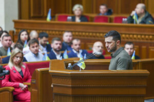 Zełenski planuje przyznać Polakom specjalny status na Ukrainie