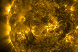 Spektakularne obrazy Słońca z europejskiej sondy