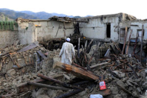 ONZ: W Afganistanie prawie 2 tysiące domów zostało zniszczonych w wyniku trzęsienia ziemi