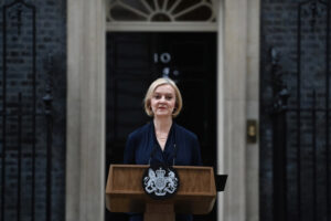 Premier Wielkiej Brytanii ogłosiła rezygnację, następca do 28 października