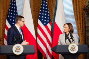 Biały Dom: Wiceprezydent Harris i premier Morawiecki rozmawiali na temat transatlantyckiej polityki wobec Chin
