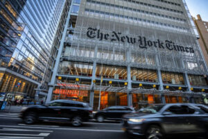 Budynek „New York Timesa” w Nowym Jorku, 5.02.2024 r. (Samira Bouaou / The Epoch Times)