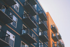 Według raportu w II kwartale spadło zainteresowanie mieszkaniami na rynku wtórnym