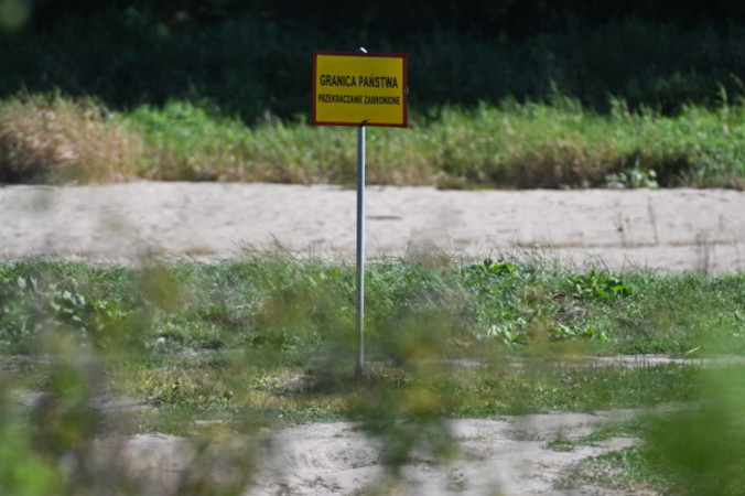 Prokuratura: zabezpieczono szczątki drona, który spadł k. Terespola