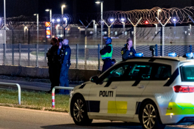 Premier Danii o dronach nad lotniskiem w Kopenhadze: To atak na naszą infrastrukturę krytyczną