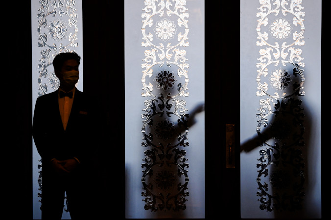 Za zamkniętymi drzwiami KPCh – osłabiony Xi Jinping