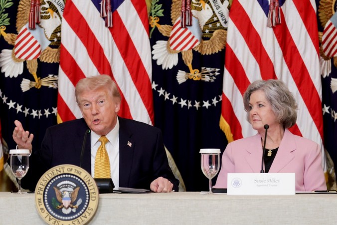 Trump wstrzymuje wizytę w Chinach z powodu wojny z Iranem