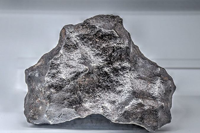 Pod Łodzią odnaleziono meteoryt żelazny, pozostałość po bolidzie z 17 kwietnia