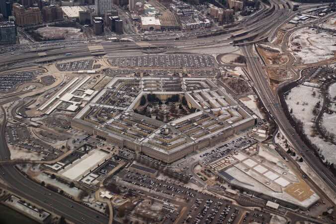 Pentagon dodał Alibabę, Baidu i BYD do czarnej listy chińskich podmiotów powiązanych z wojskiem