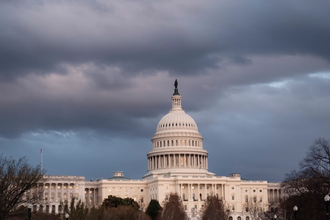Senat USA jednogłośnie przyjął rezolucję potępiającą przywódcę KPCh Xi Jinpinga