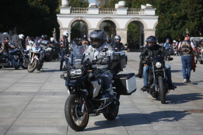 Szef MON: Mundurowy Rajd Motocyklowy upamiętnia żołnierzy, którzy bronili Ojczyzny